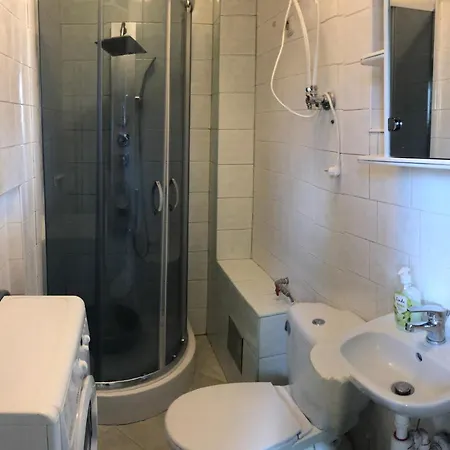 Mieszkanie Swietojanska Apartman *